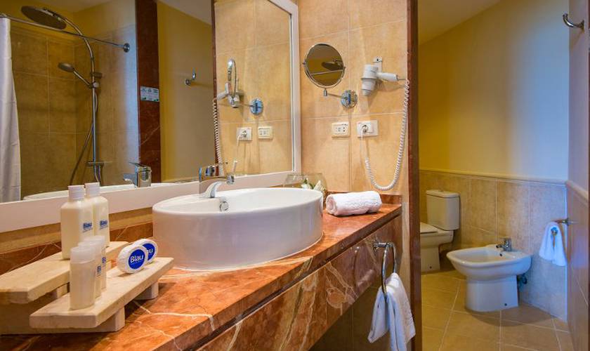 Select double room with sea view Blau Varadero Only Adults Cuba Select double room with sea view Blau Varadero Only Adults Cuba