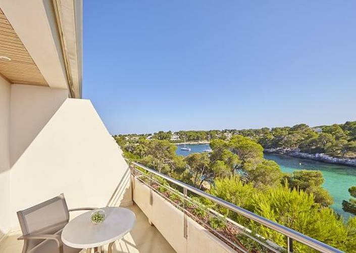 Sea view junior suites blau portopetro beach resort & spa majorca Sea view junior suites blau portopetro beach resort & spa majorca
