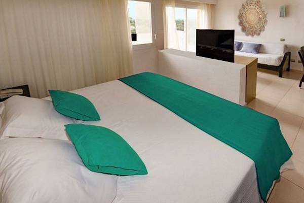 Junior Suite Avec Vue Sur La Mer Cala Romántica Blau Punta Reina Resort dans Majorque Junior Suite Avec Vue Sur La Mer Cala Romántica Blau Punta Reina Resort dans Majorque