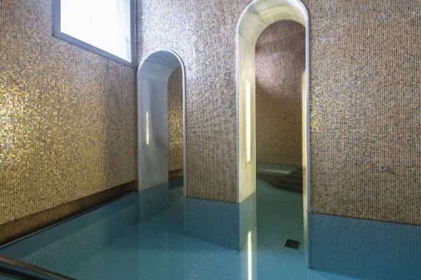 Centro termale la sorgente Gran Hotel Las Caldas by Blau Hotels Asturie Centro termale la sorgente Gran Hotel Las Caldas by Blau Hotels Asturie