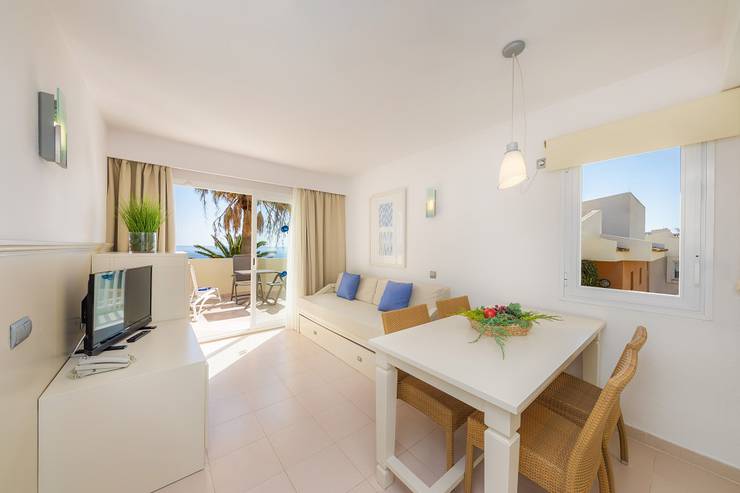Cala romántica sea view apartment blau punta reina family resort majorca Cala romántica sea view apartment blau punta reina family resort majorca