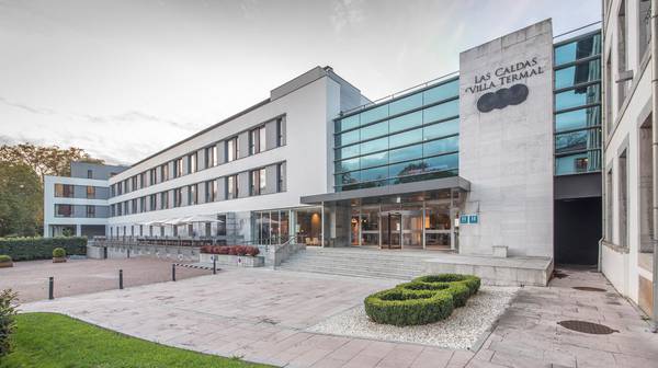 Фасад Hotel Las Caldas Spa & Sport в Астурия Фасад Hotel Las Caldas Spa & Sport в Астурия