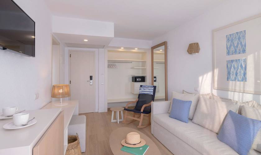 Junior suite with balcony Blau Punta Reina Majorca Junior suite with balcony Blau Punta Reina Majorca
