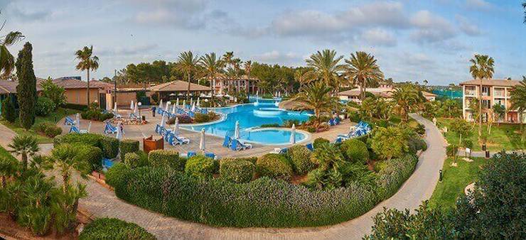Бронируйте и экономьте деньги прямо сейчас! Blau Colonia Sant Jordi Resort & Spa Бронируйте и экономьте деньги прямо сейчас! Blau Colonia Sant Jordi Resort & Spa