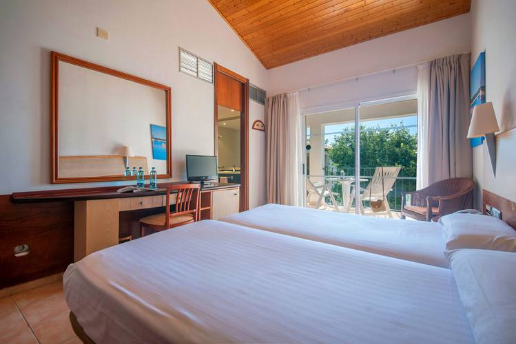 Doppelzimmer blau còlonia sant jordi mallorca Doppelzimmer blau còlonia sant jordi mallorca