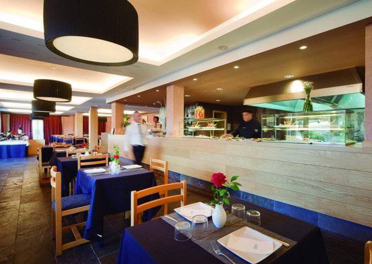 La finca restaurant Blau Punta Reina Majorca La finca restaurant Blau Punta Reina Majorca