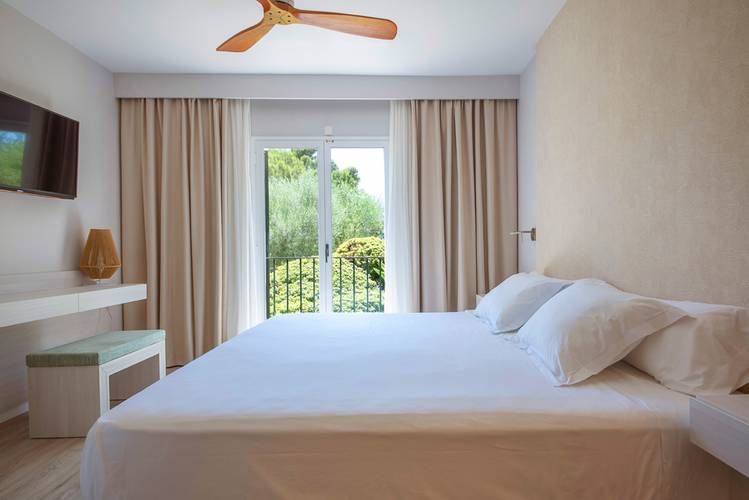 Suite select with spa access blau colònia sant jordi  Majorca