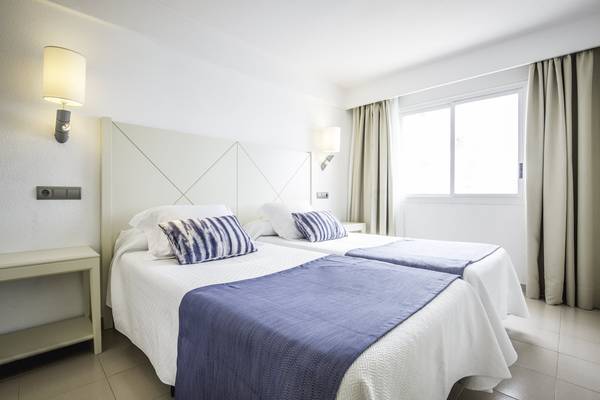 ДВУХМЕСТНЫЙ НОМЕР Blau Punta Reina Family Resort в Майорка ДВУХМЕСТНЫЙ НОМЕР Blau Punta Reina Family Resort в Майорка