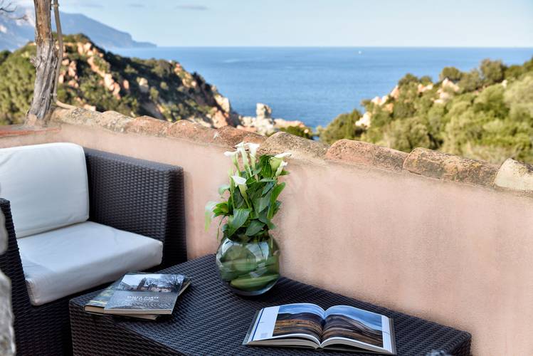 Deluxe double room with sea view sigillum cala moresca at arbatax park arbatax - sardinia Deluxe double room with sea view sigillum cala moresca at arbatax park arbatax - sardinia