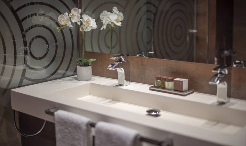 Doppelzimmer mit verbindungstür mit zugang zum spa gran hotel las caldas wellness clinic asturien Doppelzimmer mit verbindungstür mit zugang zum spa gran hotel las caldas wellness clinic asturien