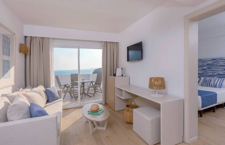 Sea front view junior suite blau punta reina Majorca Sea front view junior suite blau punta reina Majorca