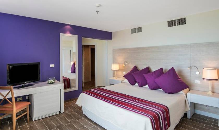 Select suite with front-facing sea views Blau Varadero Only Adults Cuba Select suite with front-facing sea views Blau Varadero Only Adults Cuba