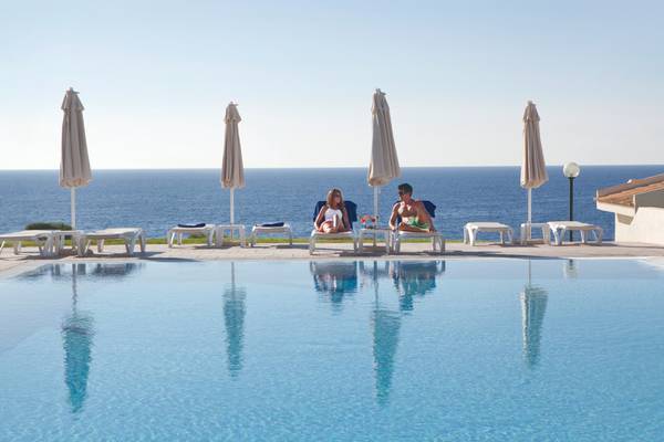 Piscine infinity exclusive blau punta reina junior suites majorque Piscine infinity exclusive blau punta reina junior suites majorque