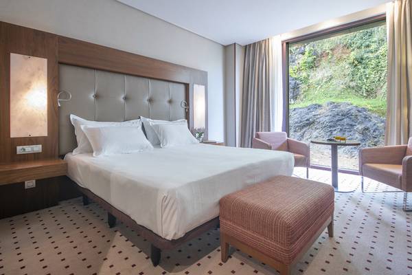 Habitación comunicante con acceso al Manantial y Aquaxana Gran Hotel Las Caldas by blau hotels en Asturias