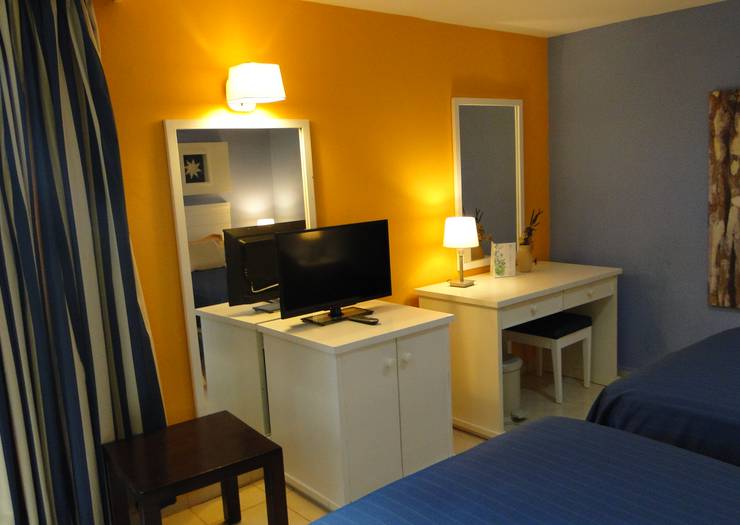 Doppelzimmer Blau Arenal Habana Beach Kuba Doppelzimmer Blau Arenal Habana Beach Kuba