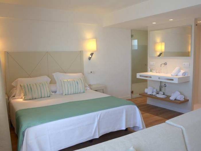 Junior suiten mit meerblick blau punta reina resort mallorca Junior suiten mit meerblick blau punta reina resort mallorca
