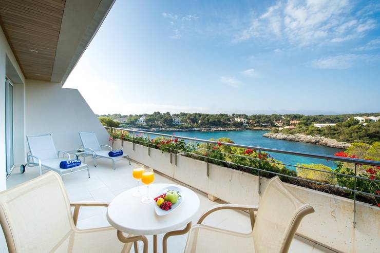 Sea view suite blau portopetro beach resort & spa majorca Sea view suite blau portopetro beach resort & spa majorca