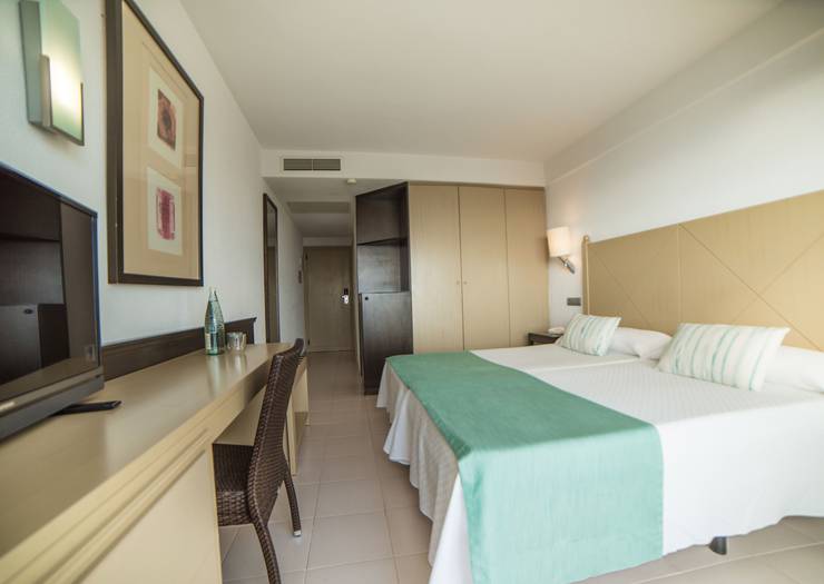 Double room with sea views Blau Punta Reina Majorca Double room with sea views Blau Punta Reina Majorca