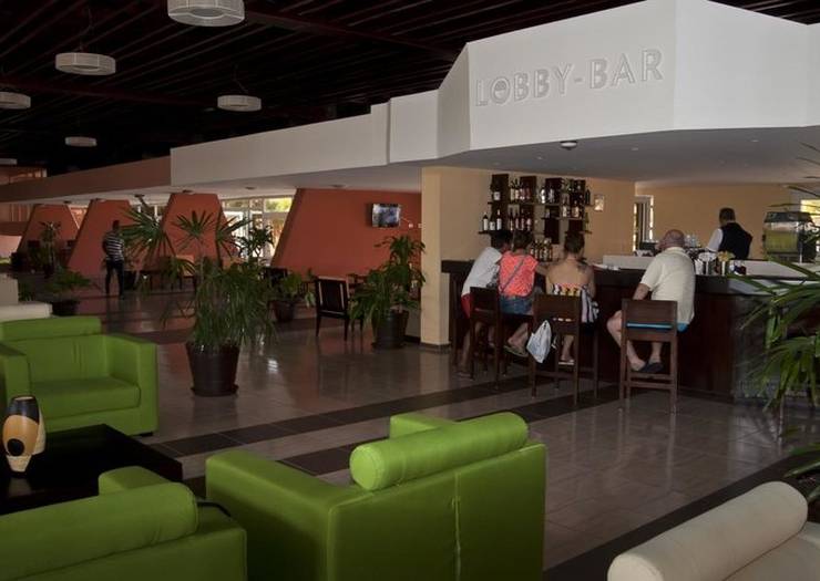 Lobby bar Blau Arenal Habana Beach Cuba Lobby bar Blau Arenal Habana Beach Cuba