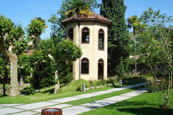 Parking couvert Las Caldas by Blau Hotels Asturies Parking couvert Las Caldas by Blau Hotels Asturies