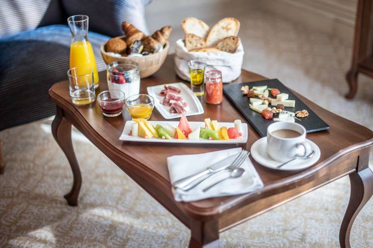 Deluxe suite with access to manantial and aquaxana Gran hotel Las Caldas by Blau Hotels Asturias Deluxe suite with access to manantial and aquaxana Gran hotel Las Caldas by Blau Hotels Asturias