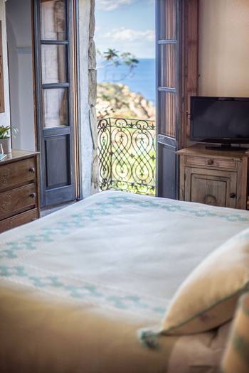 Junior suite avec vue frontale sur la mer sigillum monte turri at arbatax park arbatax - sardaigne Junior suite avec vue frontale sur la mer sigillum monte turri at arbatax park arbatax - sardaigne
