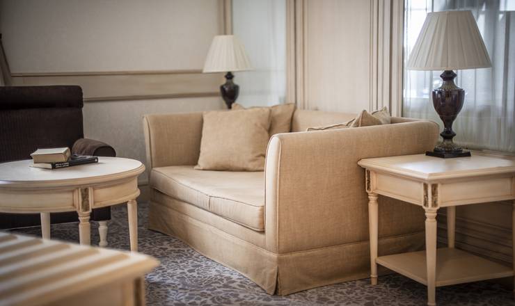 Junior suite mit terrasse und zugang zum manantial und aquaxana Gran Hotel Las Caldas by blau hotels Asturien