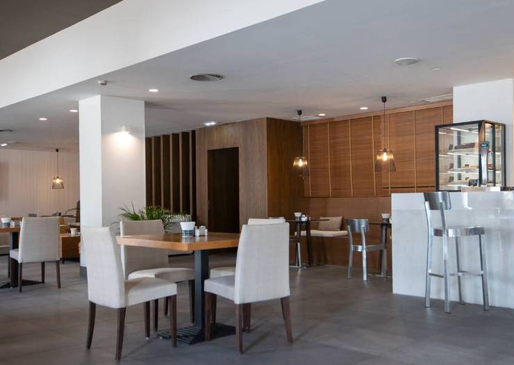 Lounge & terrace bar Gran Hotel Las Caldas by Blau Hotels Asturias Lounge & terrace bar Gran Hotel Las Caldas by Blau Hotels Asturias