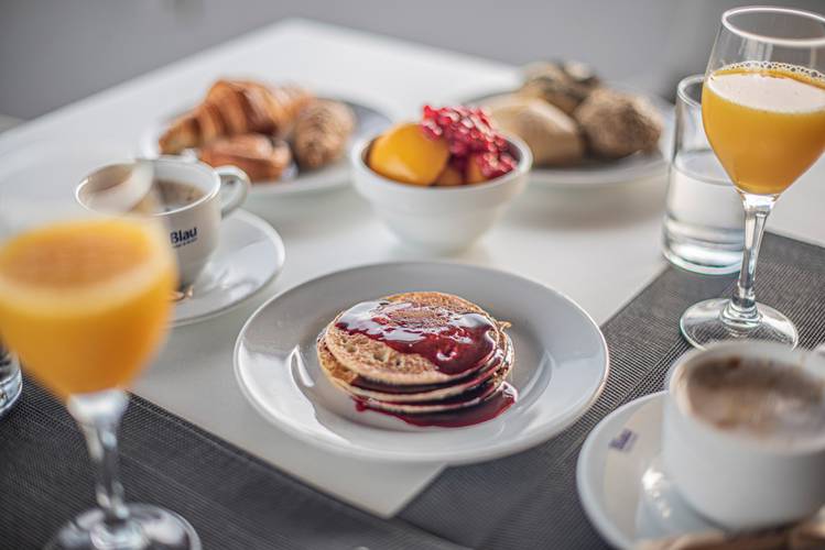 Breakfast Blau Colonia Sant Jordi  Majorca