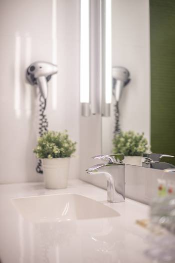 Master suite with aquaxana access Las Caldas by Blau hotels Asturias Master suite with aquaxana access Las Caldas by Blau hotels Asturias