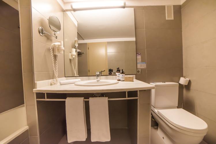 Double room with sea views blau punta reina resort majorca Double room with sea views blau punta reina resort majorca