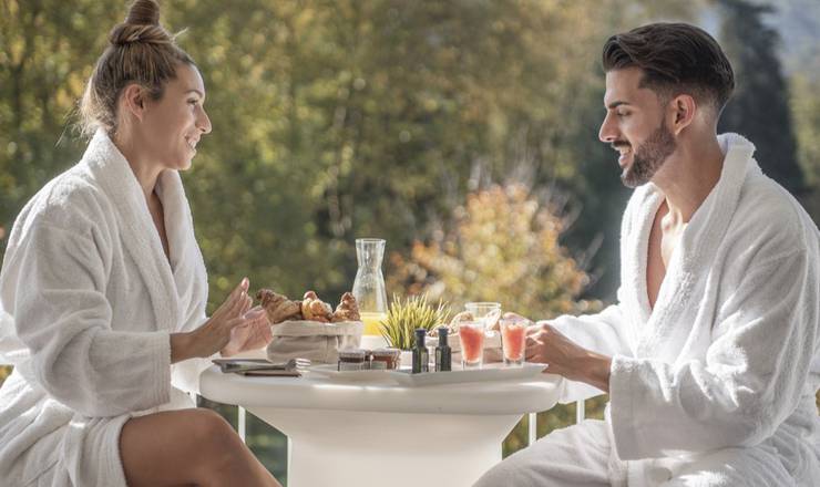ERLEBNISSE 1 NACHT GESCHENK mit Unterkunft Energie schenken! Las Caldas by Blau Hotels Asturien ERLEBNISSE 1 NACHT GESCHENK mit Unterkunft Energie schenken! Las Caldas by Blau Hotels Asturien