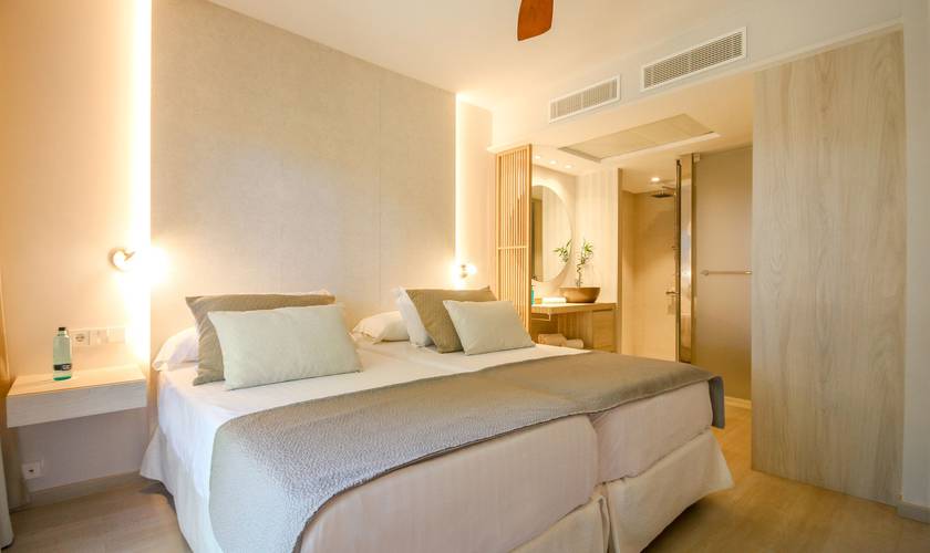 Garden suite with spa access blau colònia sant jordi Majorca Garden suite with spa access blau colònia sant jordi Majorca