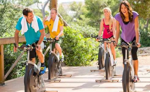 SESIONES DEPORTIVAS GUIADAS Blau Privilege PortoPetro Beach Resort & Spa en Mallorca SESIONES DEPORTIVAS GUIADAS Blau Privilege PortoPetro Beach Resort & Spa en Mallorca
