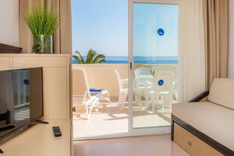 Apartment with sea views blau punta reina family resort majorca Apartment with sea views blau punta reina family resort majorca