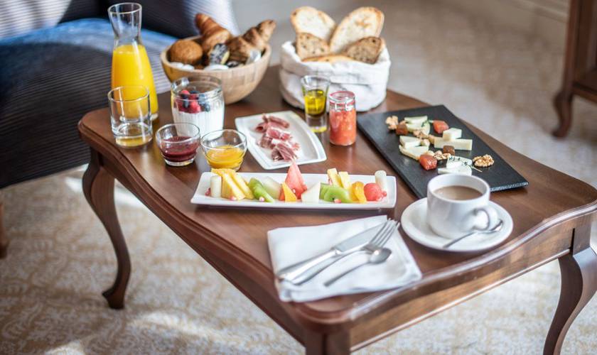 Deluxe suite Gran Hotel Las Caldas by Blau Hotels Asturias Deluxe suite Gran Hotel Las Caldas by Blau Hotels Asturias