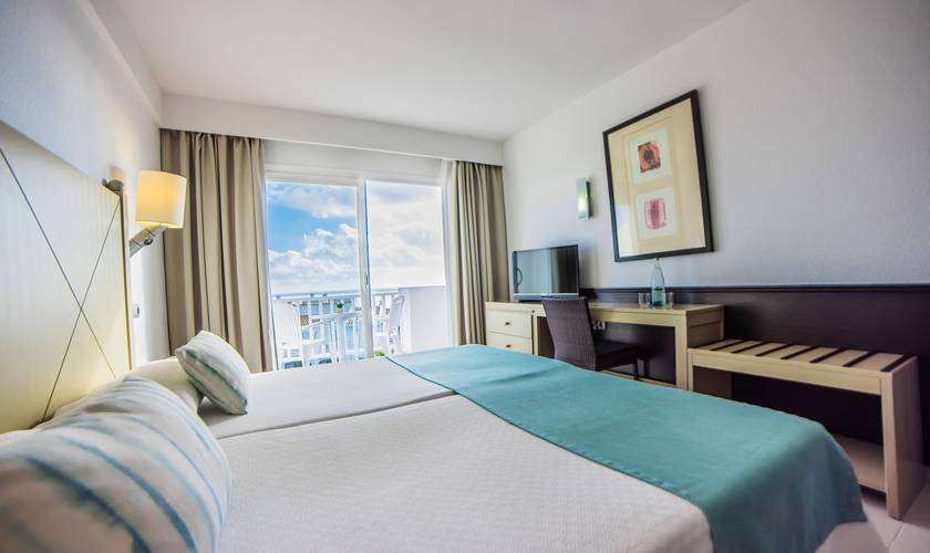 Double room with sea views Blau Punta Reina Majorca Double room with sea views Blau Punta Reina Majorca