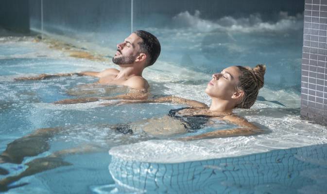 ESPERIENZE REGALO 2 NOTTI con alloggio: Relax, Benessere, Beauty, Deluxe & Esperienze romantiche... blau hotels