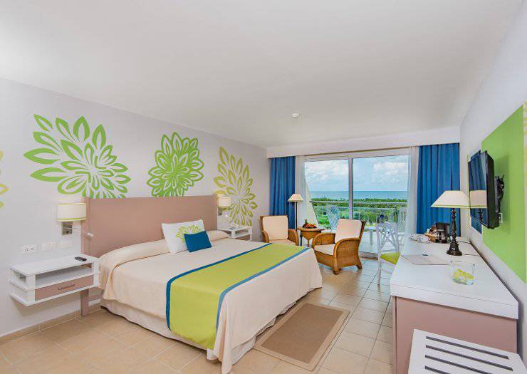 Chambre double supérieure vue jardin Blau Varadero Only Adults Cuba Chambre double supérieure vue jardin Blau Varadero Only Adults Cuba