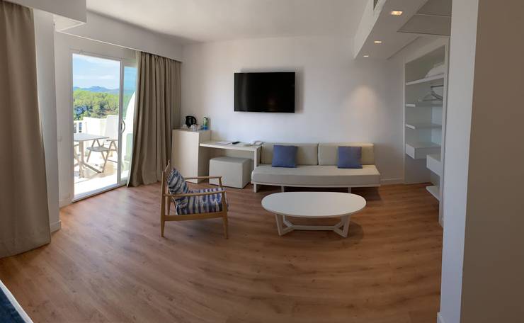 Junior suite blau punta reina resort majorque Junior suite blau punta reina resort majorque