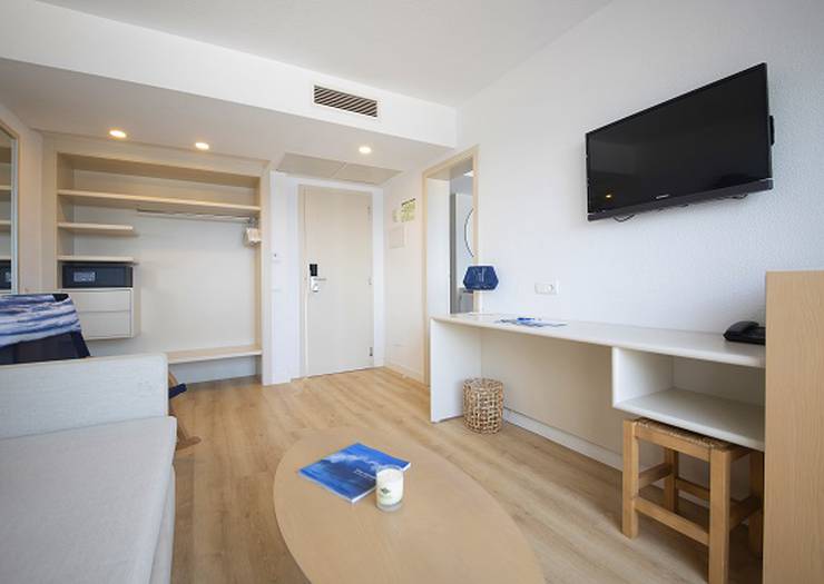 Junior suite sea view with spa access Blau Punta Reina Majorca Junior suite sea view with spa access Blau Punta Reina Majorca