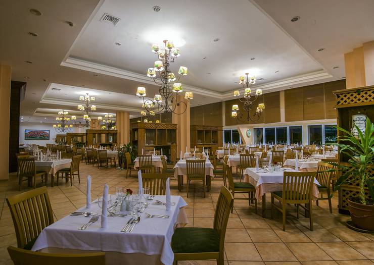 Ресторан-шведский стол flamboyan blau varadero (Только взрослые)  Куба