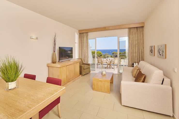 Sea view suite blau portopetro beach resort & spa majorca Sea view suite blau portopetro beach resort & spa majorca