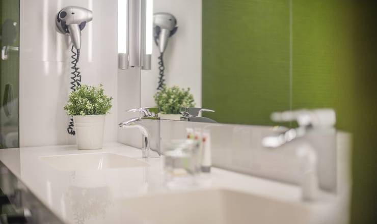 Chambre double avec porte communicante avec accès au spa hôtel las caldas spa & sport asturies Chambre double avec porte communicante avec accès au spa hôtel las caldas spa & sport asturies