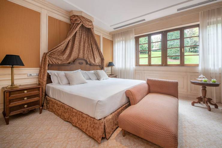 Suite con acceso al manantial y aquaxana Gran hotel Las Caldas by Blau Hotels Asturias Suite con acceso al manantial y aquaxana Gran hotel Las Caldas by Blau Hotels Asturias