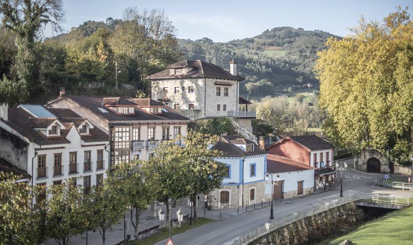 Panoramablick  Las Caldas by blau hotels Asturien