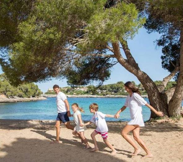 Day pass (precio por persona) Blau Portopetro Beach Resort & Spa Mallorca Day pass (precio por persona) Blau Portopetro Beach Resort & Spa Mallorca