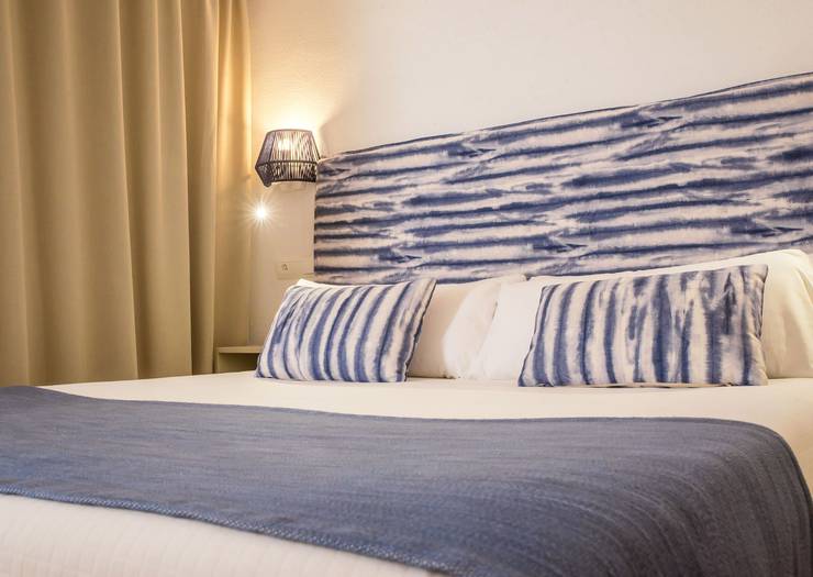 Junior suite vista mar cala romántica blau punta reina Mallorca Junior suite vista mar cala romántica blau punta reina Mallorca