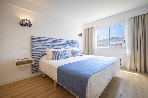 Junior Suite con Balcone Blau Punta Reina Resort a Maiorca