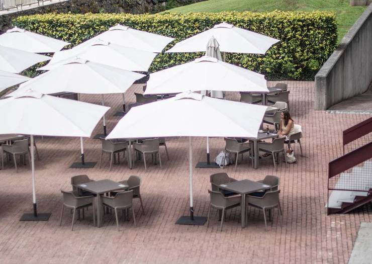Lounge & terrace bar Gran Hotel Las Caldas by Blau Hotels Asturias Lounge & terrace bar Gran Hotel Las Caldas by Blau Hotels Asturias